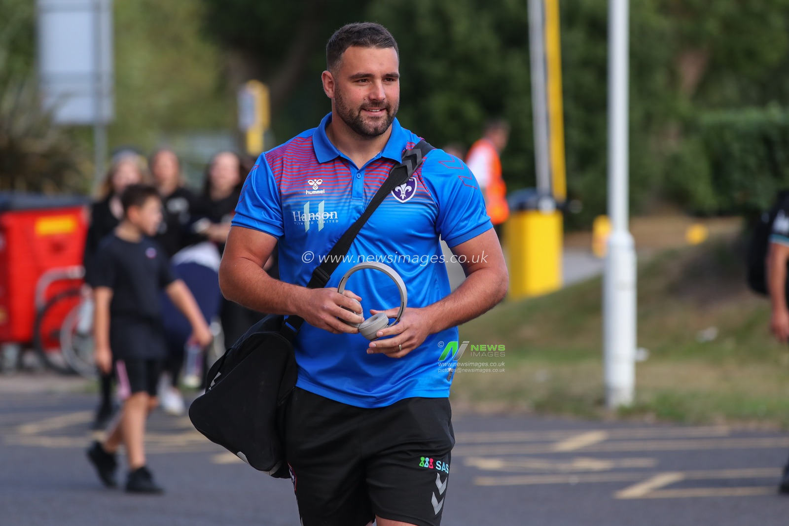 Ex Hull FC Josh Bowden #37 of Wakefield Trinity arrives at the MKM Stadium