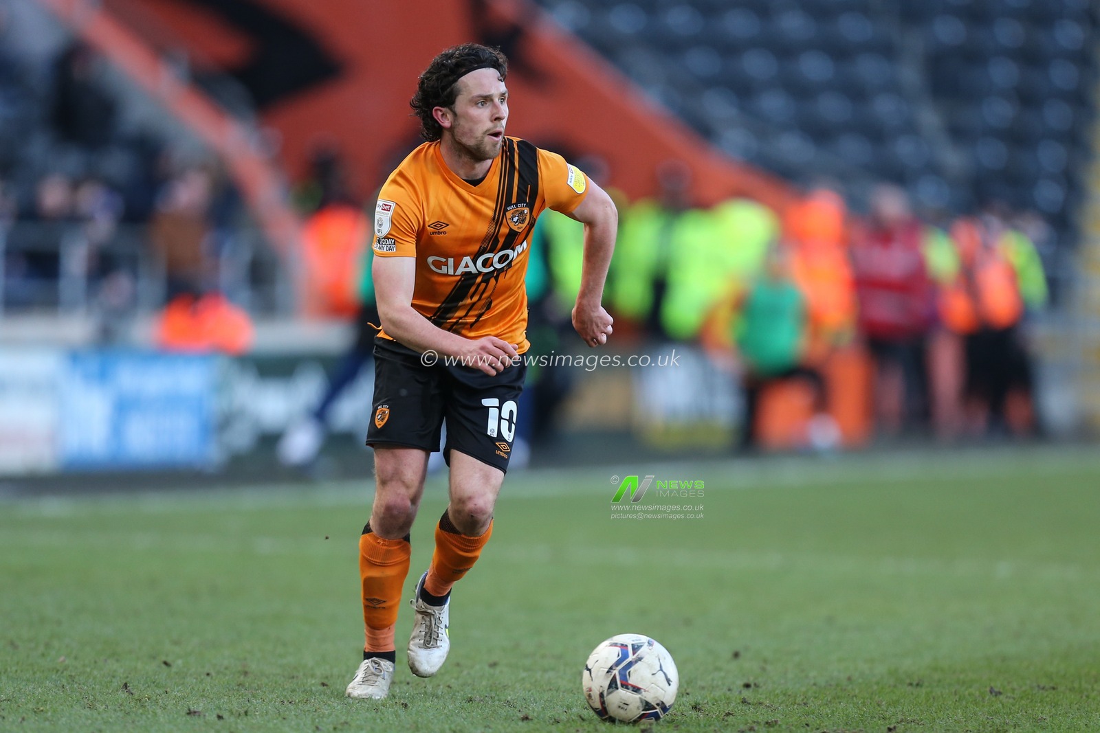 George Honeyman #10 of Hull City in action during the game