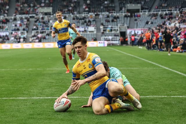 Betfred Magic Weekend 2025 St Helens v Leeds Rhinos