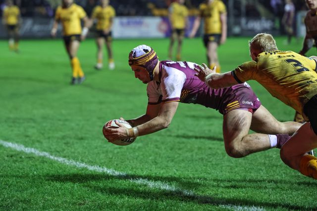 George Flanagan Jnr of Huddersfield Giants goes over for a try during the Betfred Super League Round 3 match Castleford Tigers vs Huddersfield Giants at OneBore Stadium, Castleford, Untied Kingdom on 27 February 2026

(Photo by Mark Cosgrove/News Images)