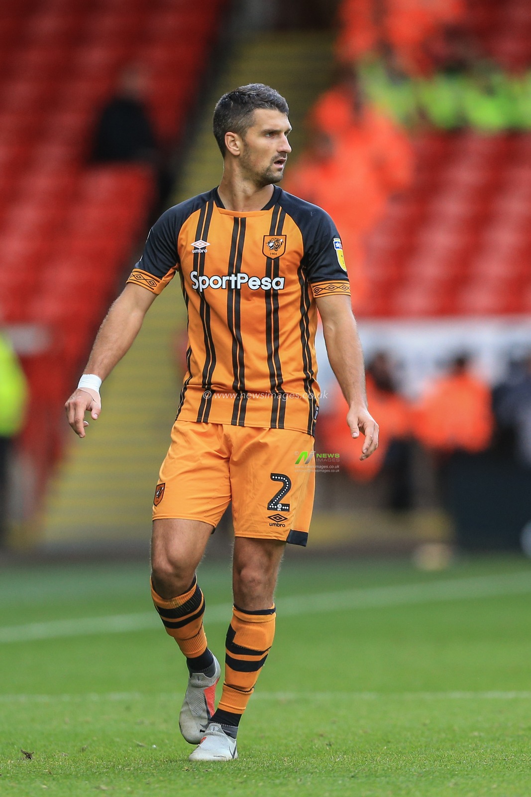 6th October 2018, Bramall Lane, Sheffield, England; Sky Bet Championship, Sheffield United v Hull City ; Eric Lichaj of Hull City 


Credit: Mark Cosgrove/News Images