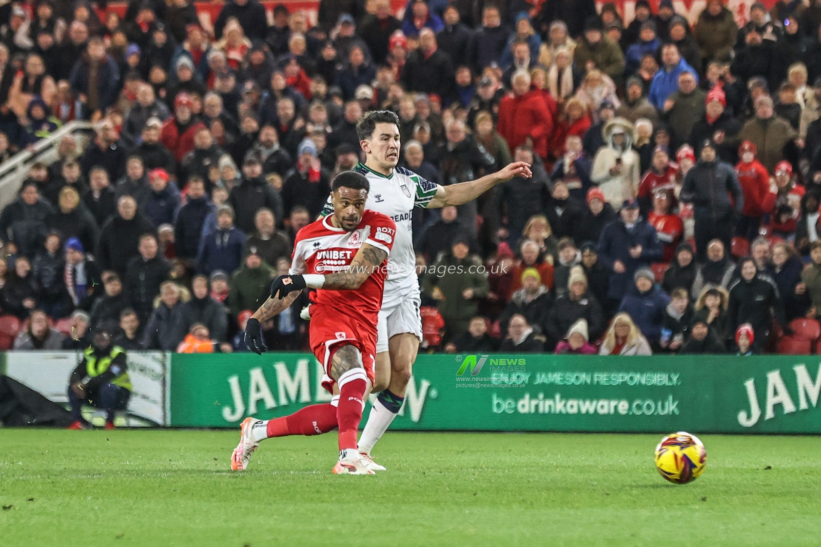 Delano Burgzorg of Middlesbrough scores to make it 1-0 during the Sky Bet Championship match Middlesbrough vs Sunderland at Riverside Stadium, Middlesbrough, United Kingdom, 3rd February 2025

(Photo by Alfie Cosgrove/News Images)