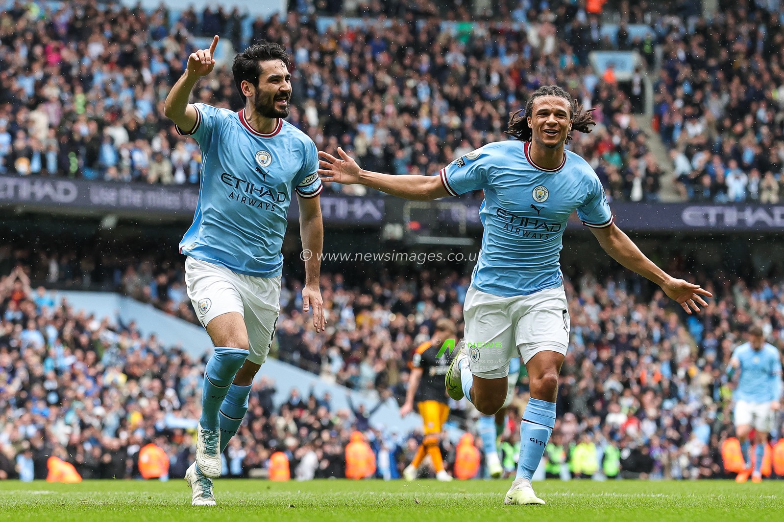 Ä°lkay GÃ¼ndoÄŸan #8 of Manchester City celebrates his goal to make it 1-0 during the Premier League match Manchester City vs Leeds United at Etihad Stadium, Manchester, United Kingdom, 6th May 2023

(Photo by Mark Cosgrove/News Images)