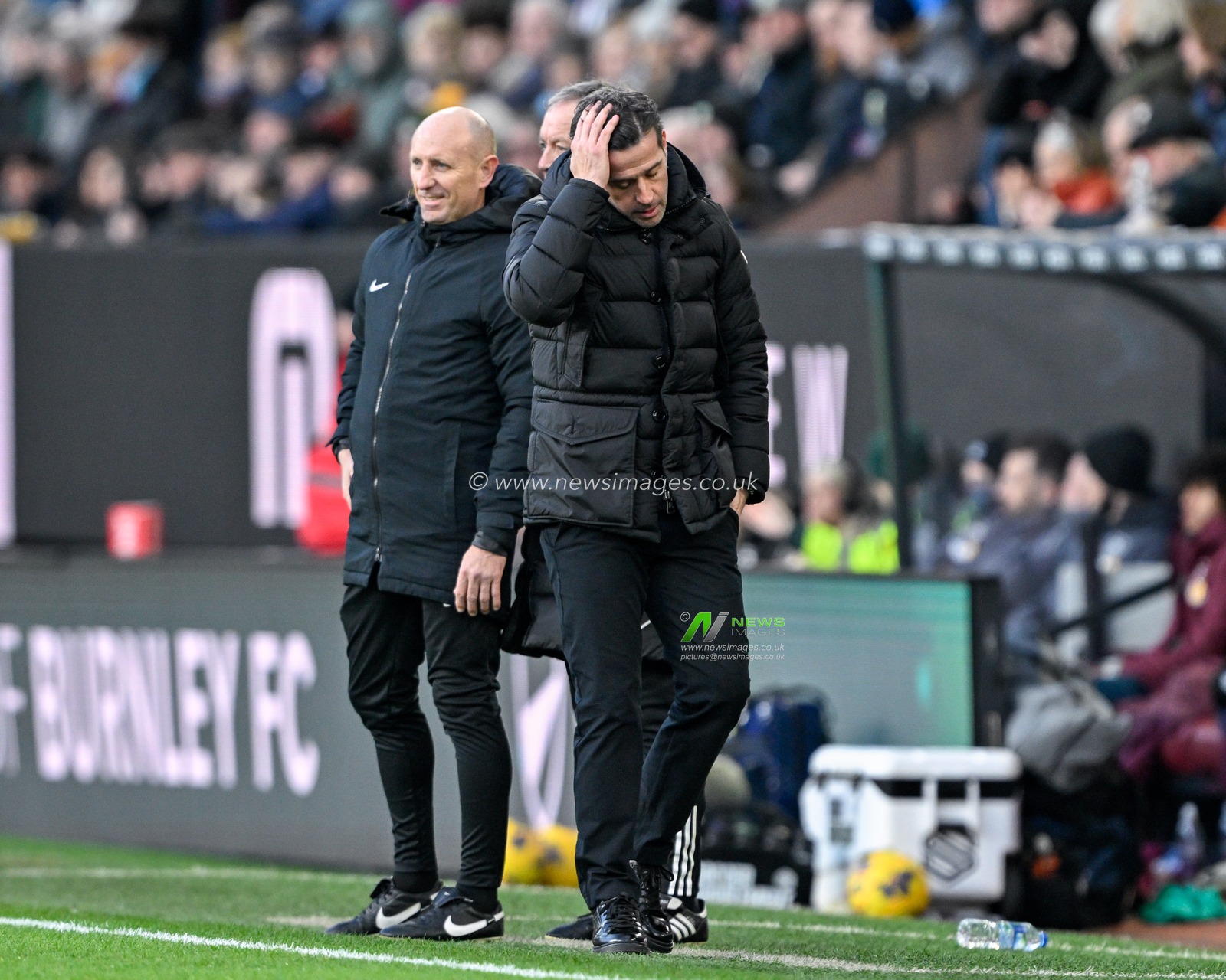 Marco Silva manager of Fulham shows his dejection, during the Premier League match Burnley vs Fulham at Turf Moor, Burnley, United Kingdom, 3rd February 2024

(Photo by Cody Froggatt/News Images)