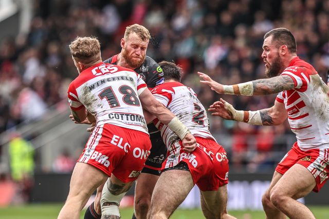 Luke Thompson of Wigan Warriors is tackled by Jake Wingfield of St Helens during the Betfred Super League round 7 match St Helens vs Wigan Warriors at The BrewDog Stadium, St Helens, United Kingdom on 03 April 2026

(Photo by Alfie Cosgrove/News Images)