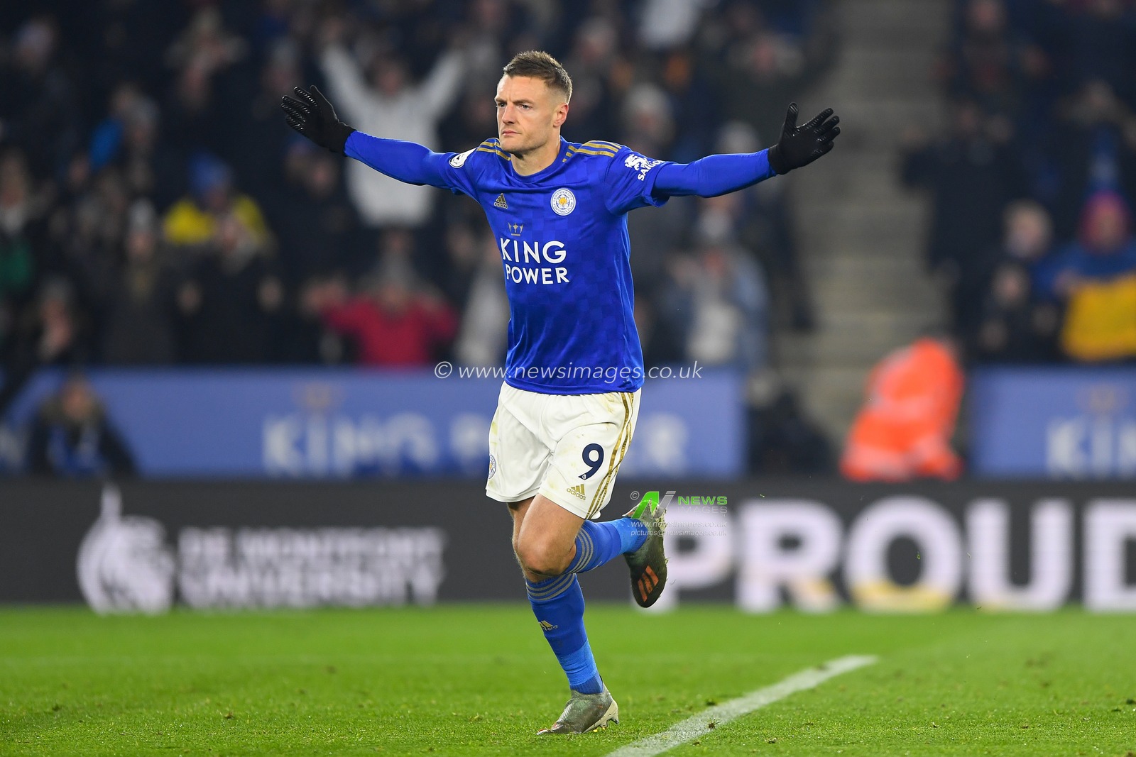 4th December 2019, King Power Stadium, Leicester, England; Premier League, Leicester City v Watford : Jamie Vardy (9) of Leicester City celebrates after scoring a goal to make it 1-0 

Credit: Jon Hobley/News Images