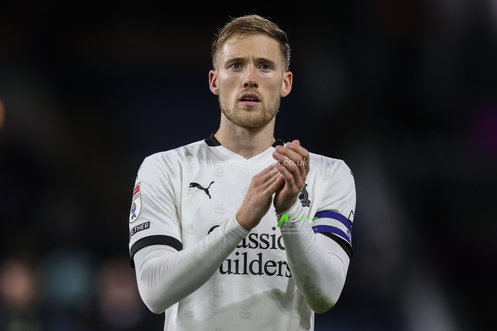 Lewis Gibson of Plymouth Argyle applauds the travelling fans after the game during the Sky Bet Championship match Burnley vs Plymouth Argyle at Turf Moor, Burnley, United Kingdom, 1st October 2024

(Photo by Alfie Cosgrove/News Images)