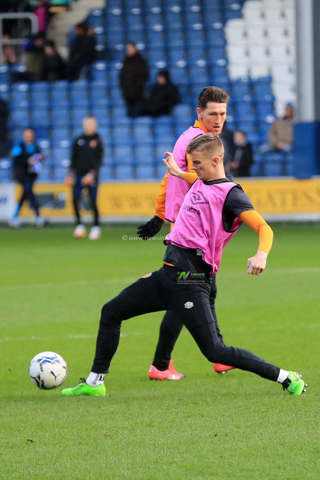 Marcus Forss #44 of Hull City and Richard Smallwood #6 of Hull City warming up.