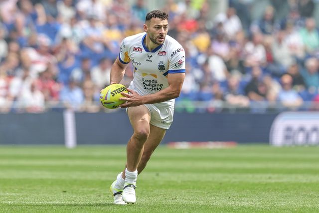 Jake Connor of Leeds Rhinos breaks with the ball during the Betfred Super League Magic Weekend match Leeds Rhinos vs Bradford Bulls at Hill Dickinson Stadium, Liverpool, United Kingdom on 05 July 2026

(Photo by Mark Cosgrove/News Images)