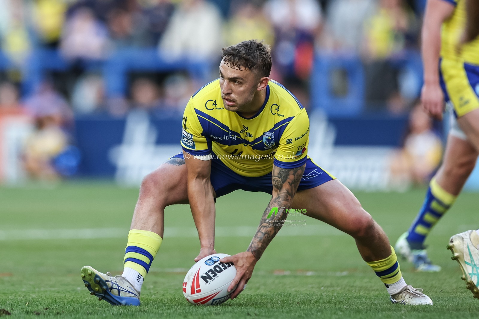 Sam Powell of Warrington Wolves in action during the Betfred Super League Round 13 match Warrington Wolves vs Castleford Tigers at Halliwell Jones Stadium, Warrington, United Kingdom, 30th May 2025

(Photo by Mark Cosgrove/News Images)
