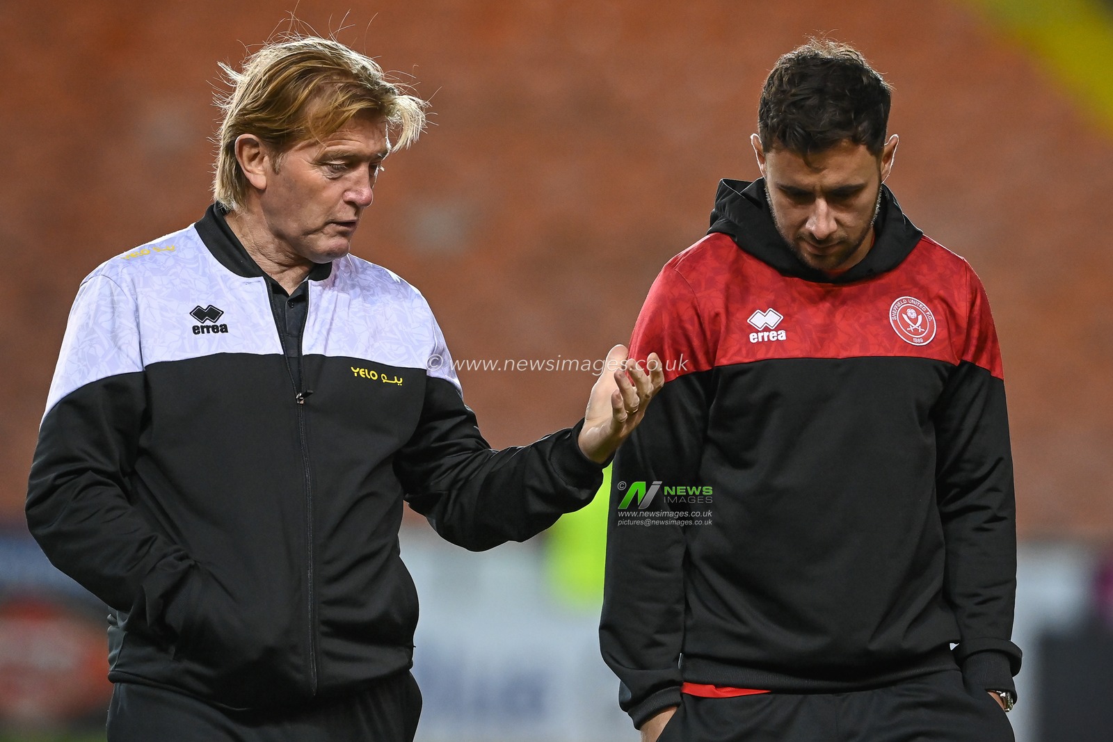 Stuart McCall Assistant Managerof Sheffield United chats to George Baldock #2 of Sheffield United as they arrives ahead of the Sky Bet Championship match Blackpool vs Sheffield United at Bloomfield Road, Blackpool, United Kingdom, 29th December 2022

(Photo by Craig Thomas/News Images)