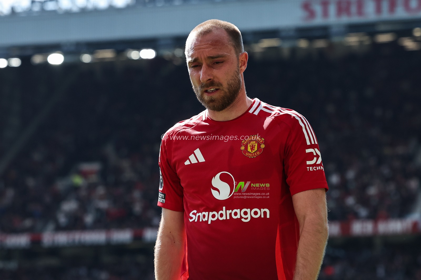 Christian Eriksen of Manchester United during the Premier League match Manchester United vs Wolverhampton Wanderers at Old Trafford, Manchester, United Kingdom, 20th April 2025

(Photo by Mark Cosgrove/News Images)