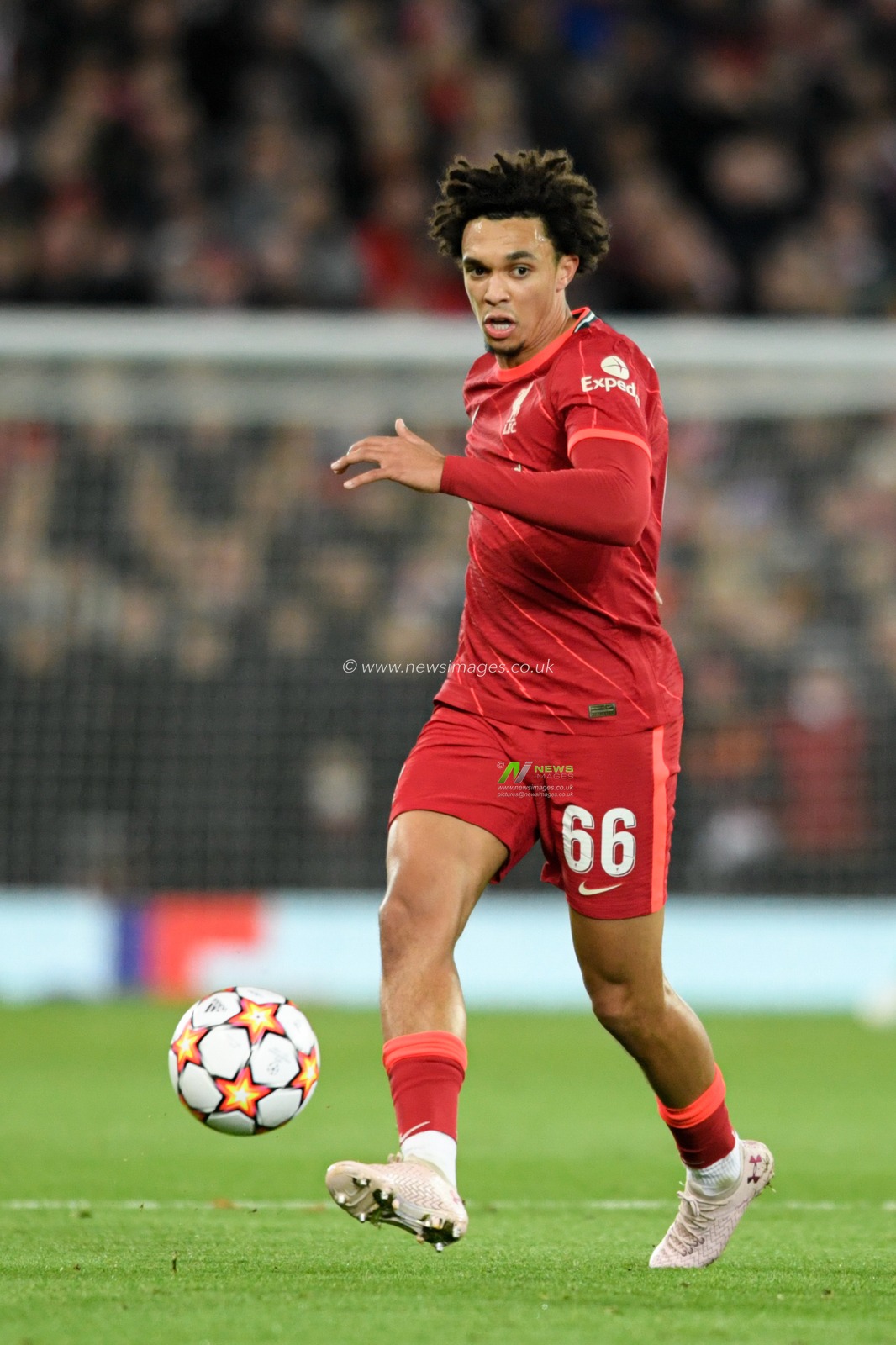 Trent Alexander-Arnold #66 of Liverpool with the ball