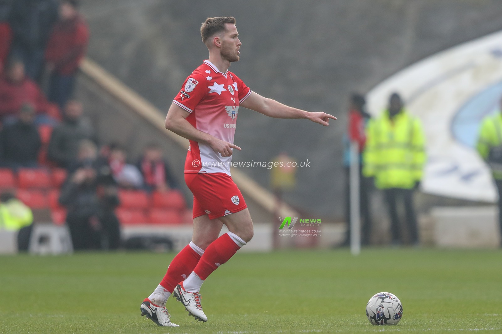 Jamie McCart of Barnsley in action during the Sky Bet League 1 match Barnsley vs Lincoln City at Oakwell, Barnsley, United Kingdom, 9th March 2024

(Photo by Alfie Cosgrove/News Images)
