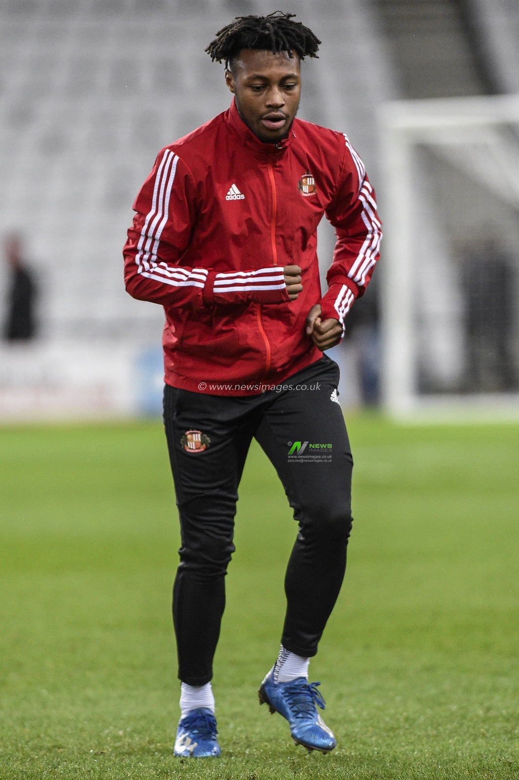 11th February 2020, Stadium Of Light, Sunderland, England; Sky Bet League 1, Sunderland v Rochdale : Antoine Semenyo (42) of Sunderland during the pre-game warmup