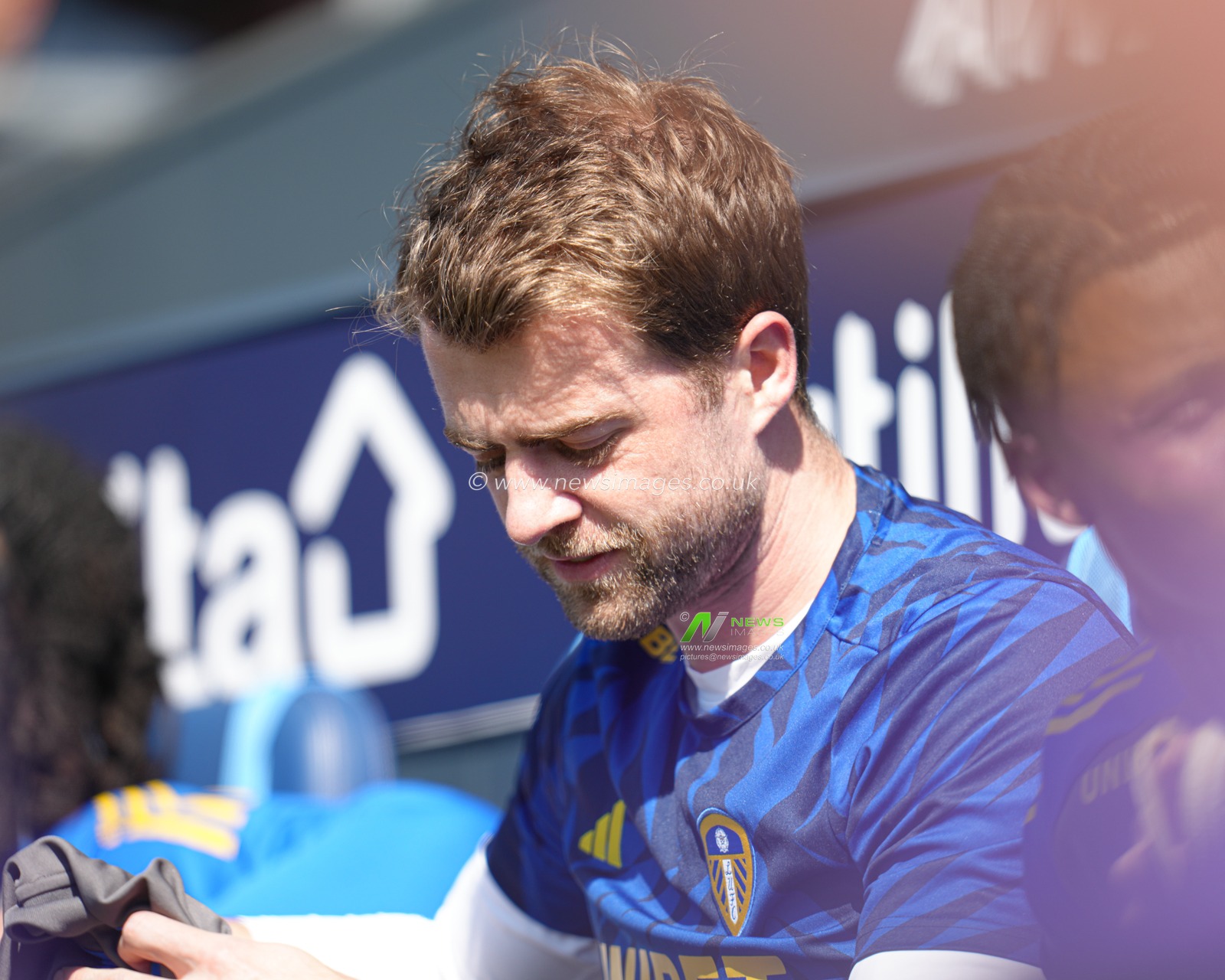 Patrick Bamford of Leeds United ahead of the Sky Bet Championship match Luton Town vs Leeds United at Kenilworth Road, Luton, United Kingdom, 5th April 2025

(Photo by Harvey Murphy/News Images)