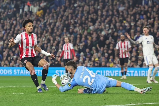 Leeds United goalkeeper Karl Darlow collects the ball as Kevin Schade of Brentford pressures during the Premier League match Leeds United vs Brentford at Elland Road, Leeds, United Kingdom on 21 March 2026

(Photo by Mark Cosgrove/News Images)