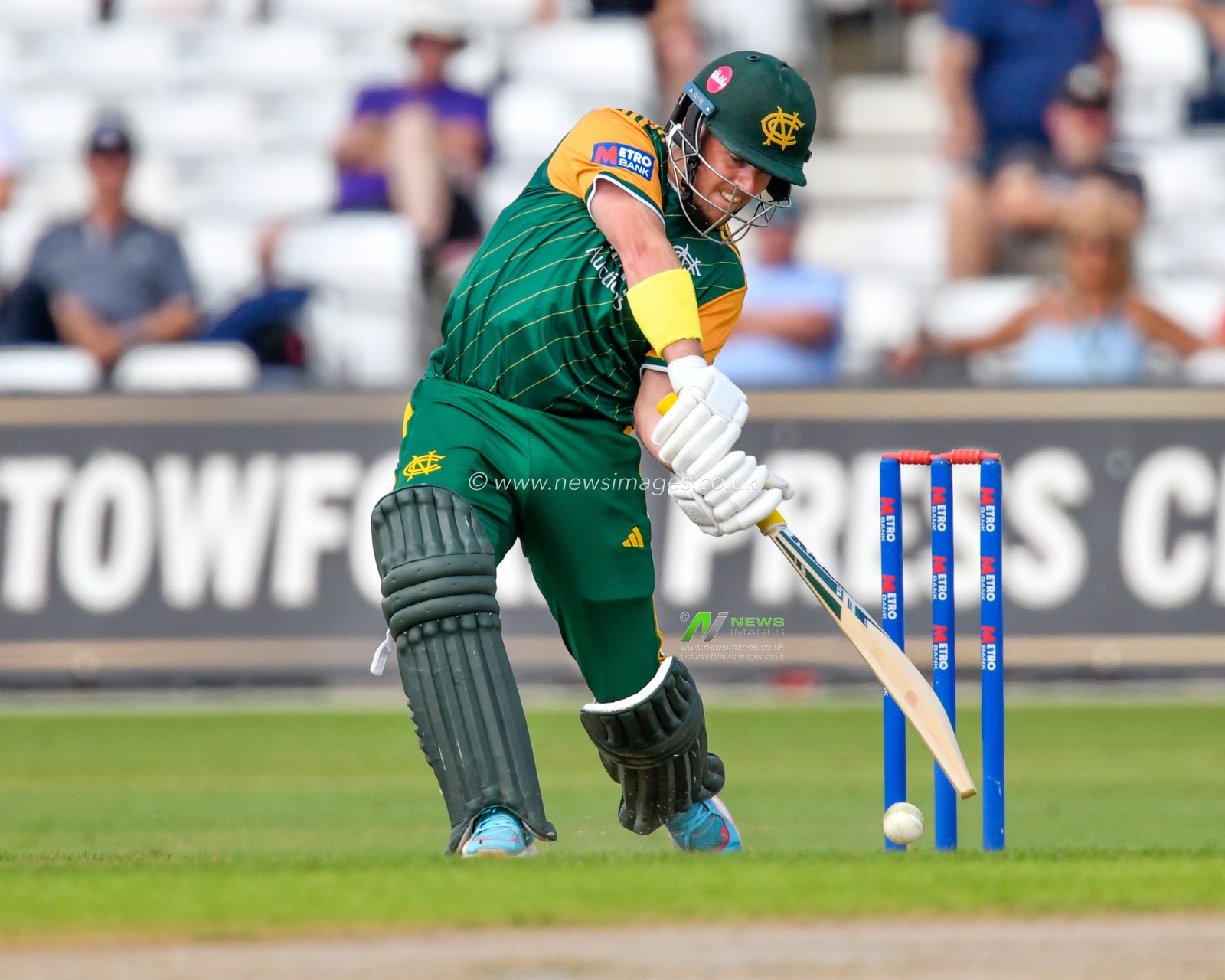 Liam PATTERSON-WHITE of Nottingham Outlaws batting during the Royal London One-day Cup Group B match Nottinghamshire vs Gloucestershire at Trent Bridge, Nottingham, United Kingdom, 9th August 2024

(Photo by Mark Dunn/News Images)
