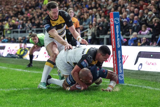 Maika Sivo of Leeds Rhinos goes over for a try on his home debut during the Betfred Super League Round 2 match Leeds Rhinos vs York Knights at AMT Headingley Stadium, Leeds, United Kingdom on 20 February 2026

(Photo by Mark Cosgrove/News Images)