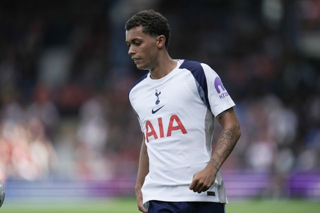 Brennan Johnson of Tottenham Hotspur during the Pre-season friendly match Luton Town vs Tottenham Hotspur at Kenilworth Road, Luton, United Kingdom, 26th July 2025

(Photo by Harvey Murphy/News Images)