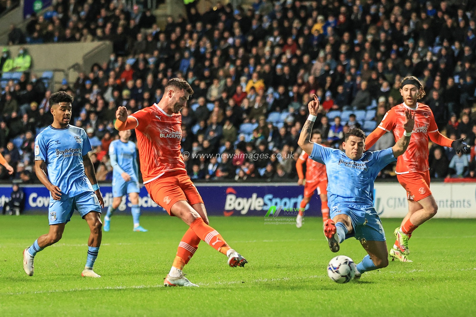 Gary Madine #14 of Blackpool scores to make it 0-1