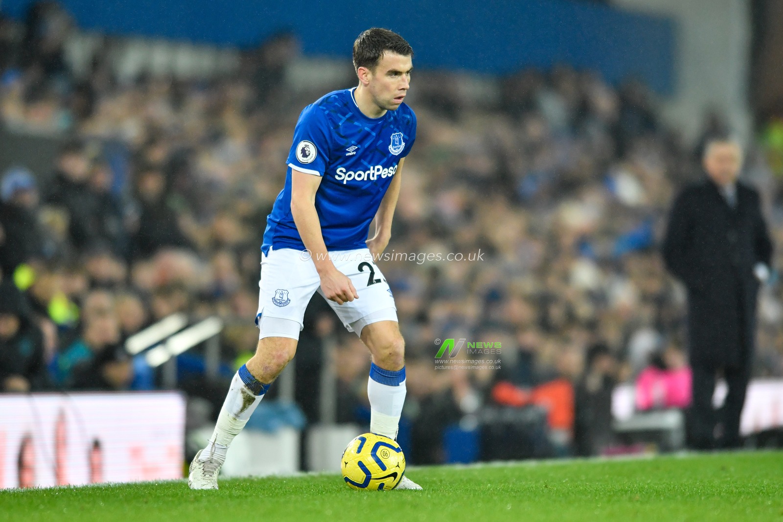 26th December 2019, Goodison Park, Liverpool, England; Premier League, Everton v Burnley : Seamus Coleman (23) of Everton with the ball at his feet

Credit: Simon Whitehead/News Images