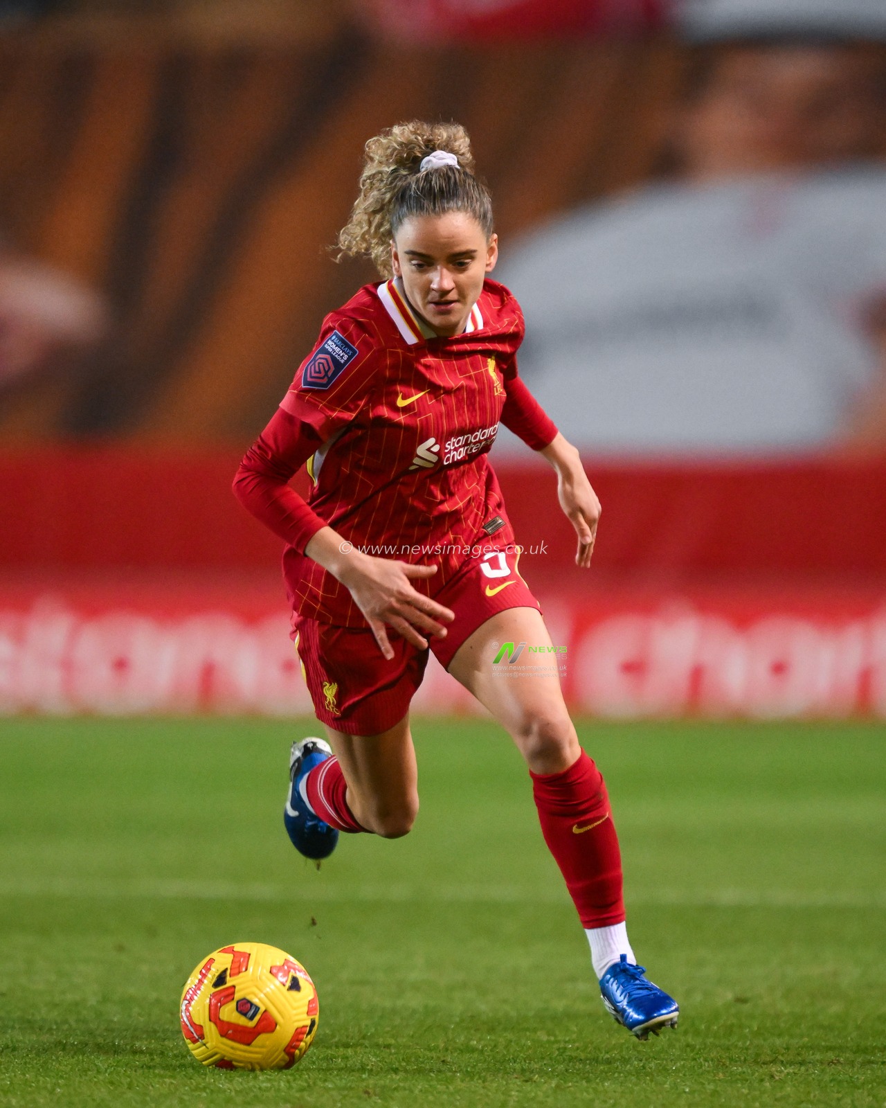 Leanne Kiernan of Liverpool makes a break with the ball during the Women's League Cup - Group Stage - Group A Liverpool Women v Everton Women at St Helens Stadium, St Helens, United Kingdom, 11th December 2024

(Photo by Craig Thomas/News Images)