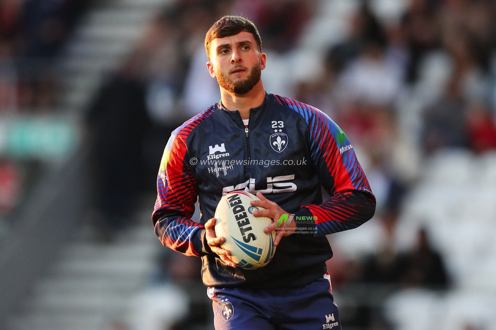 Josh Rourke of Wakefield Trinity during the pre-game warm up ahead of the Betfred Super League  Round 7 match St Helens vs Wakefield Trinity at Totally Wicked Stadium, St Helens, United Kingdom, 11th April 2025

(Photo by Gareth Evans/News Images)