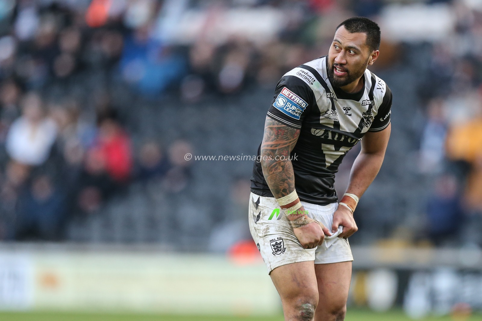 Ligi Sao #8 of Hull FC during the game