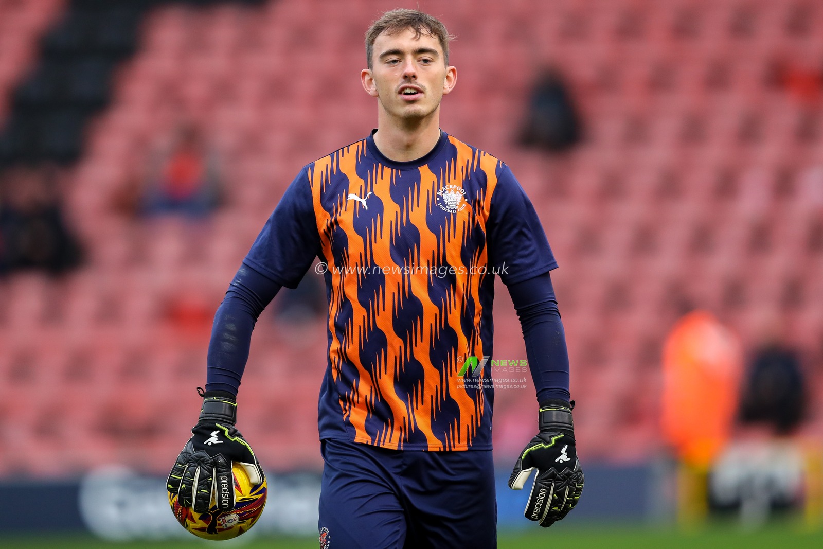 Harry Tyrer of Blackpool warms up prior to the Sky Bet League 1 match Leyton Orient vs Blackpool at Gaughan Group Stadium, London, United Kingdom, 9th November 2024

(Photo by Izzy Poles/News Images)