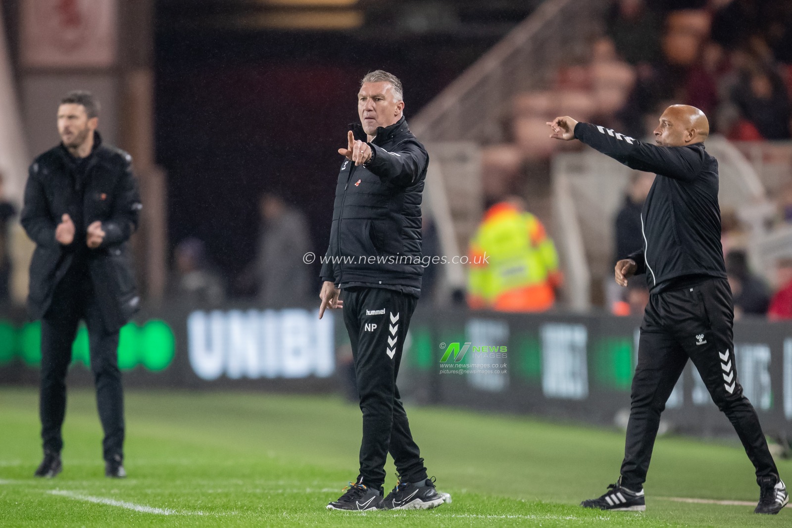 Nigel Pearson manager of Bristol City gestures and reacts during the Sky Bet Championship match Middlesbrough vs Bristol City at Riverside Stadium, Middlesbrough, United Kingdom, 5th November 2022

(Photo by James Heaton/News Images)