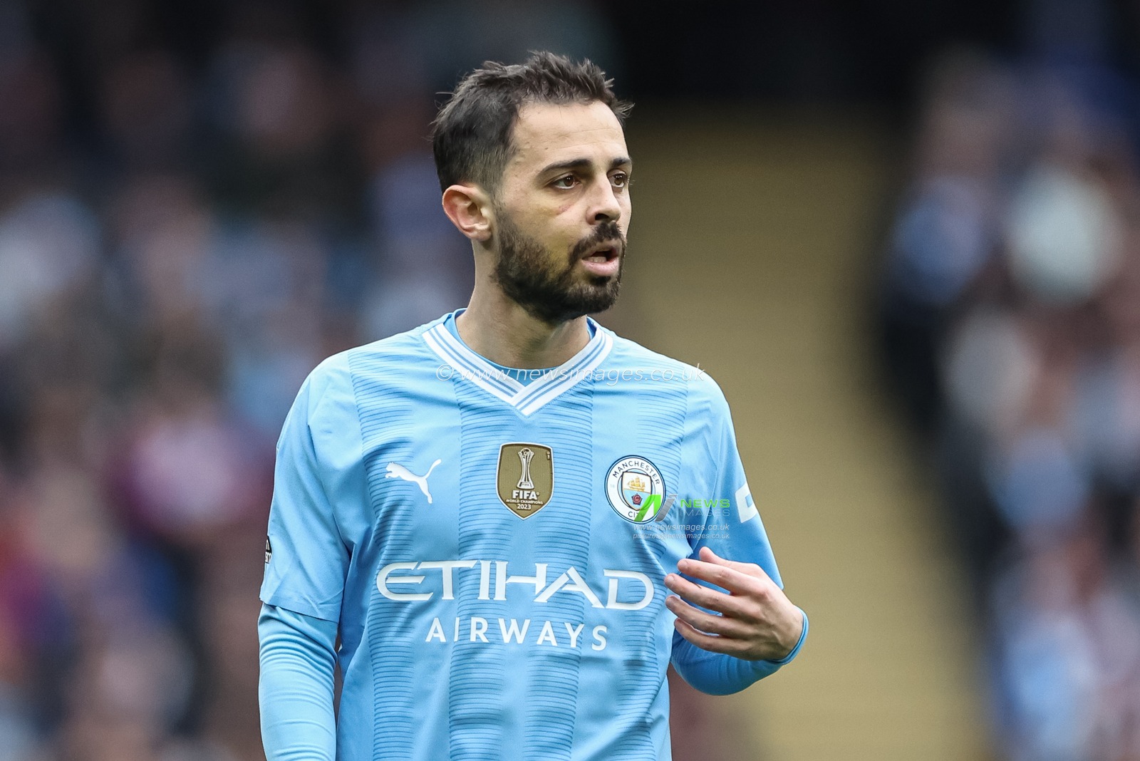 Bernardo Silva of Manchester City during the Premier League match Manchester City vs Wolverhampton Wanderers at Etihad Stadium, Manchester, United Kingdom, 4th May 2024

(Photo by Mark Cosgrove/News Images)