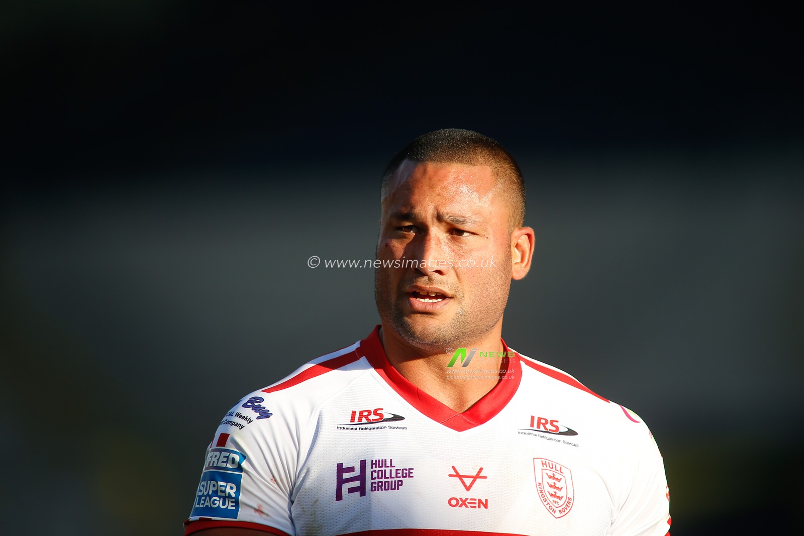 Weller Hauraki (11) of Hull KR.