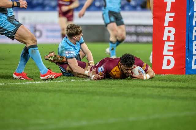 Betfred Super League Round 3 Huddersfield Giants v Hull FC