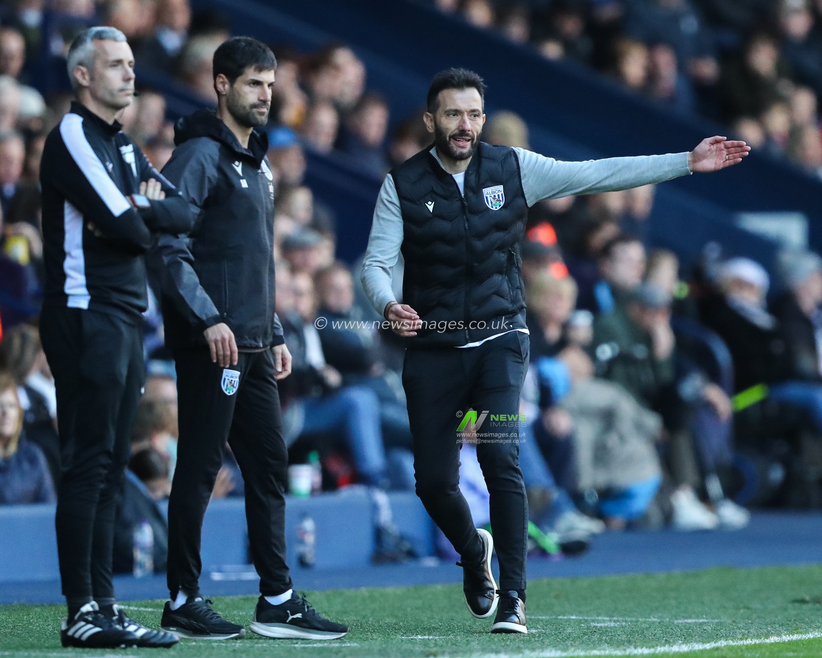 Carlos CorberÃ¡n manager of West Bromwich Albion during the Sky Bet Championship match West Bromwich Albion vs Cardiff City at The Hawthorns, West Bromwich, United Kingdom, 26th October 2024

(Photo by Gareth Evans/News Images)