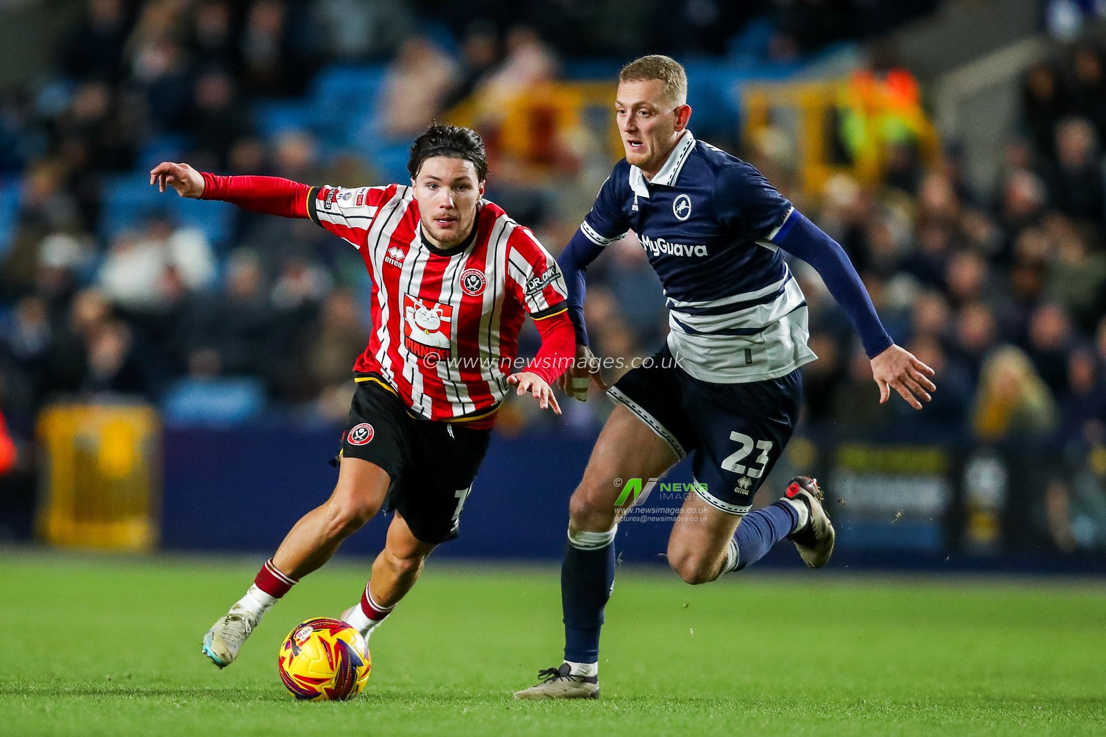 Callum O'Hare of Sheffield United is put under pressure by George Saville of Millwall during the Sky Bet Championship match Millwall vs Sheffield United at The Den, London, United Kingdom, 11th December 2024

(Photo by Izzy Poles/News Images)