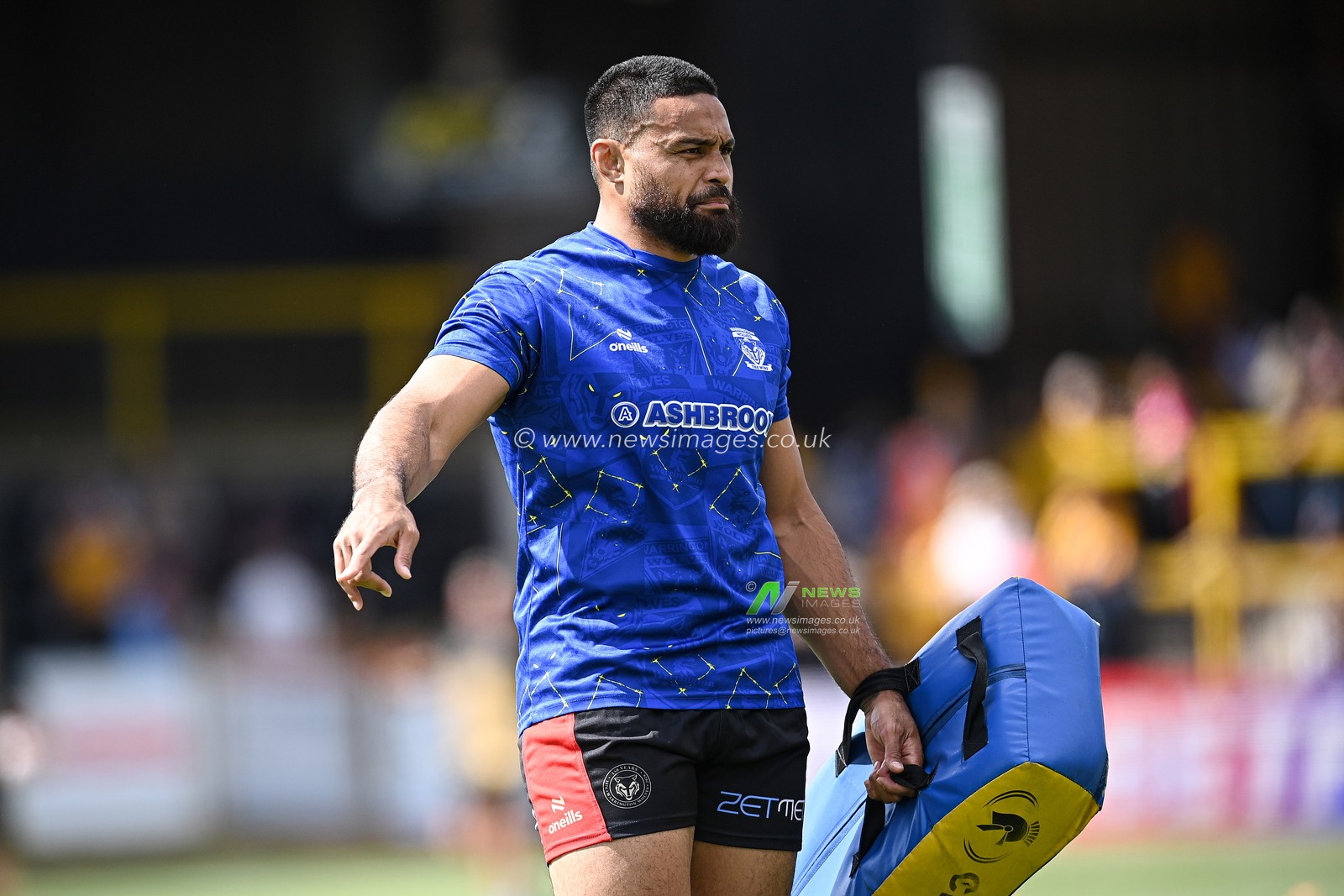 Toafofoa Sipley of Warrington Wolves gestures prior to the Betfred Super League round 21 match Castleford Tigers vs Warrington Wolves at OneBore Stadium, Castleford, Untied Kingdom on 01 August 2026

(Photo by Ben Roberts/News Images)
