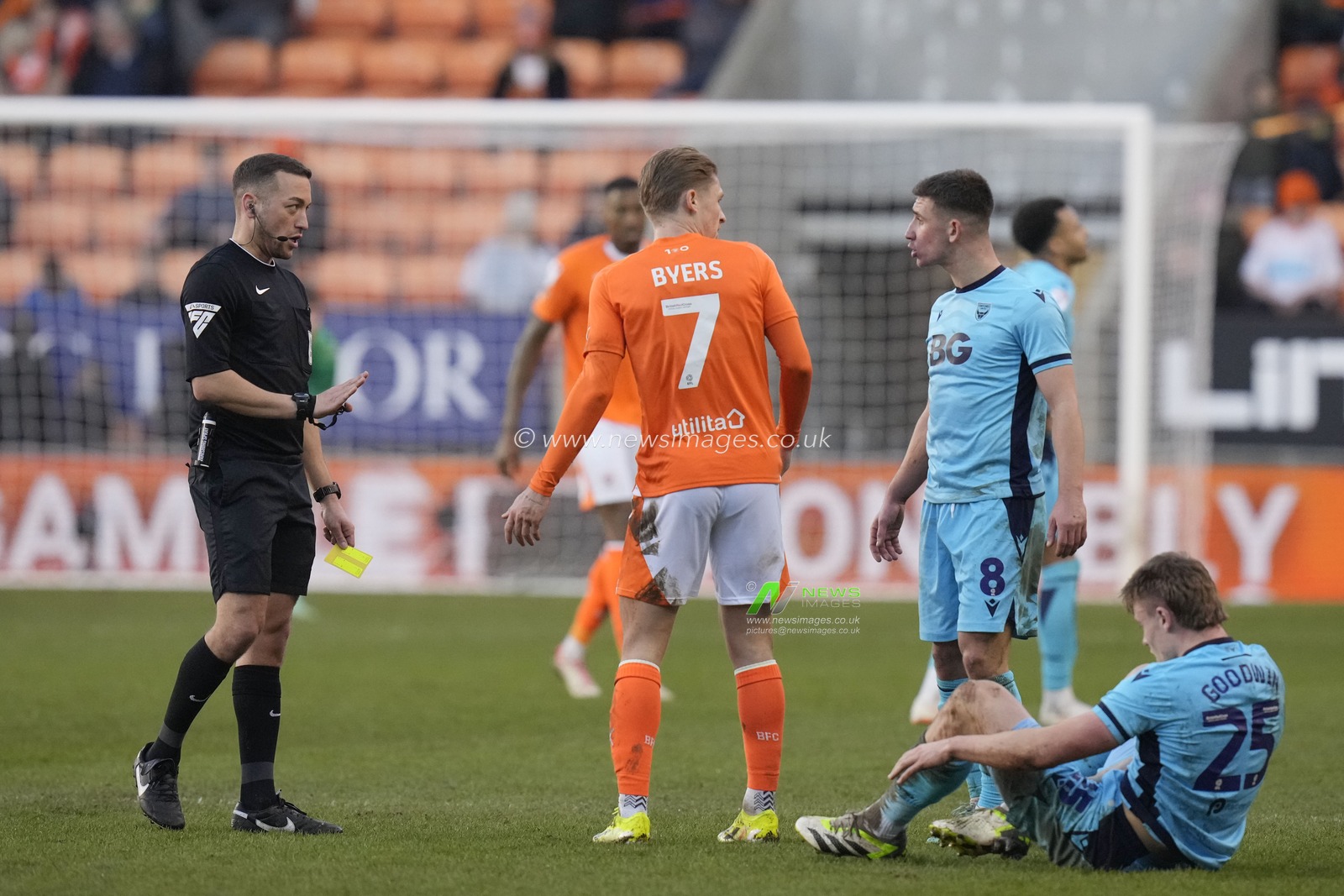 Cameron Brannagan of Oxford United has words with George Byers of Blackpool as he is shown a yellow card by Referee Paul Howard during the Sky Bet League 1 match Blackpool vs Oxford United at Bloomfield Road, Blackpool, United Kingdom, 10th February 2024

(Photo by Steve Flynn/News Images)