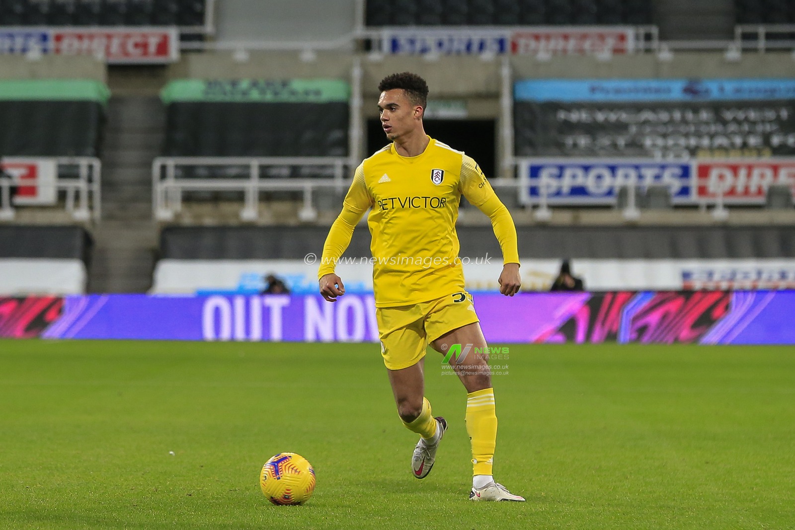 Antonee Robinson #33 of Fulham with the ball