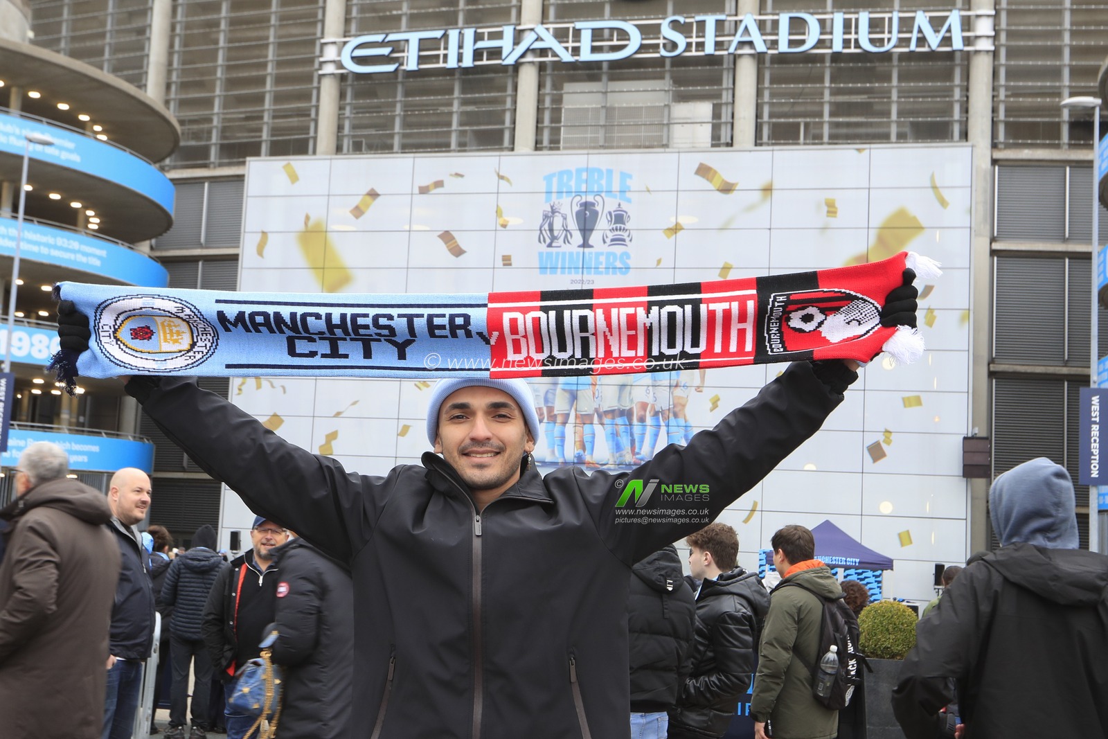 City fan outside the Etihad Stadium ahead of the Premier League match Manchester City vs Bournemouth at Etihad Stadium, Manchester, United Kingdom, 4th November 2023

(Photo by Conor Molloy/News Images)