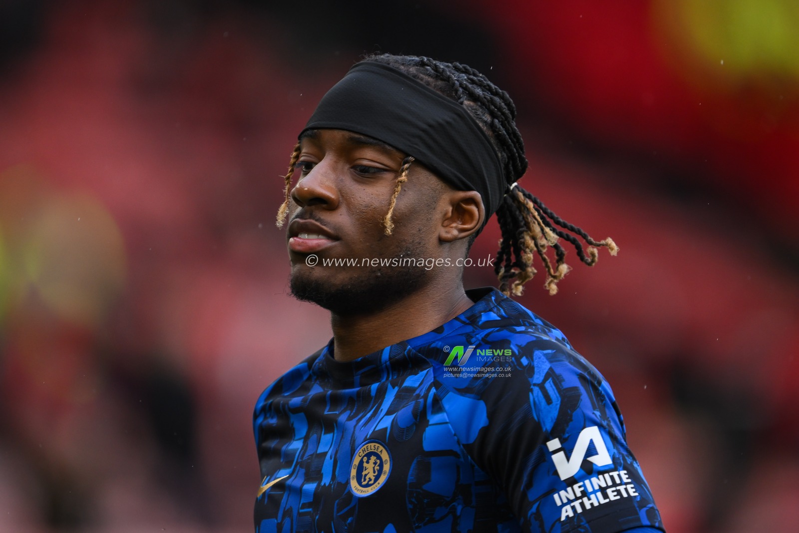 Noni Madueke of Chelsea during the pre-game warmup ahead of the Premier League match Sheffield United vs Chelsea at Bramall Lane, Sheffield, United Kingdom, 7th April 2024

(Photo by Craig Thomas/News Images)