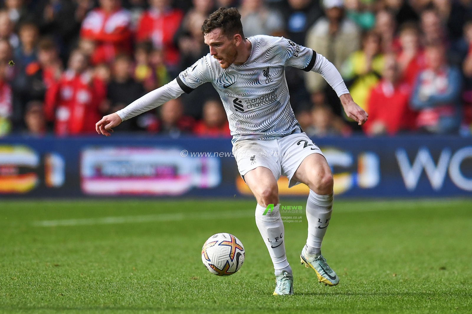 Andrew Robertson #26 of Liverpool during the Premier League match Nottingham Forest vs Liverpool at City Ground, Nottingham, United Kingdom, 22nd October 2022

(Photo by Mike Jones/News Images)