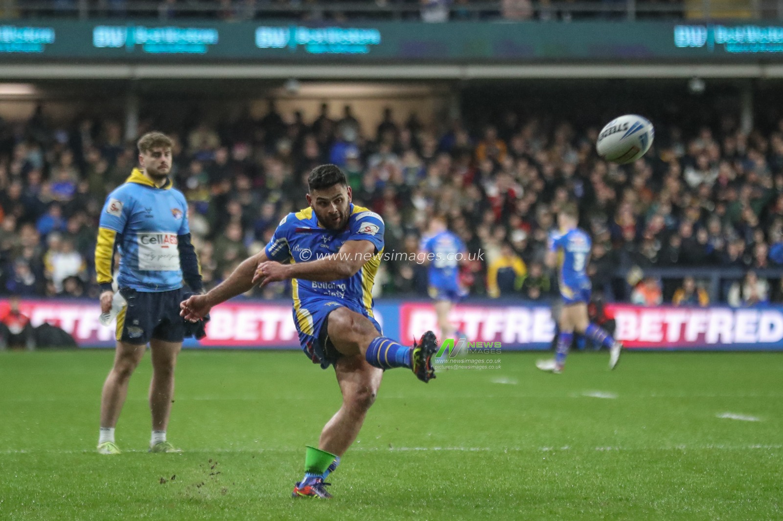 Rhyse Martin of Leeds Rhinos converts for a goal during the Betfred Super League Round 5 match Leeds Rhinos vs St Helens at Headingley Stadium, Leeds, United Kingdom, 15th March 2024

(Photo by Alfie Cosgrove/News Images)