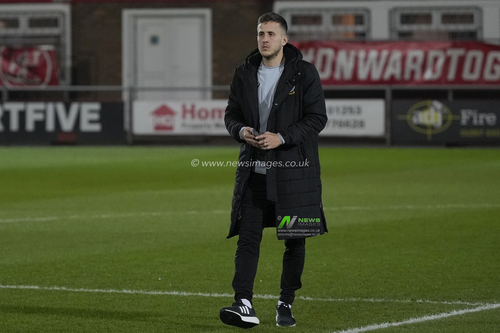 Will Vaulks #4 of Sheffield Wednesday inspects the pitch before the Emirates FA Cup Fourth Round Reply match Fleetwood Town vs Sheffield Wednesday at Highbury Stadium, Fleetwood, United Kingdom, 7th February 2023

(Photo by Steve Flynn/News Images)