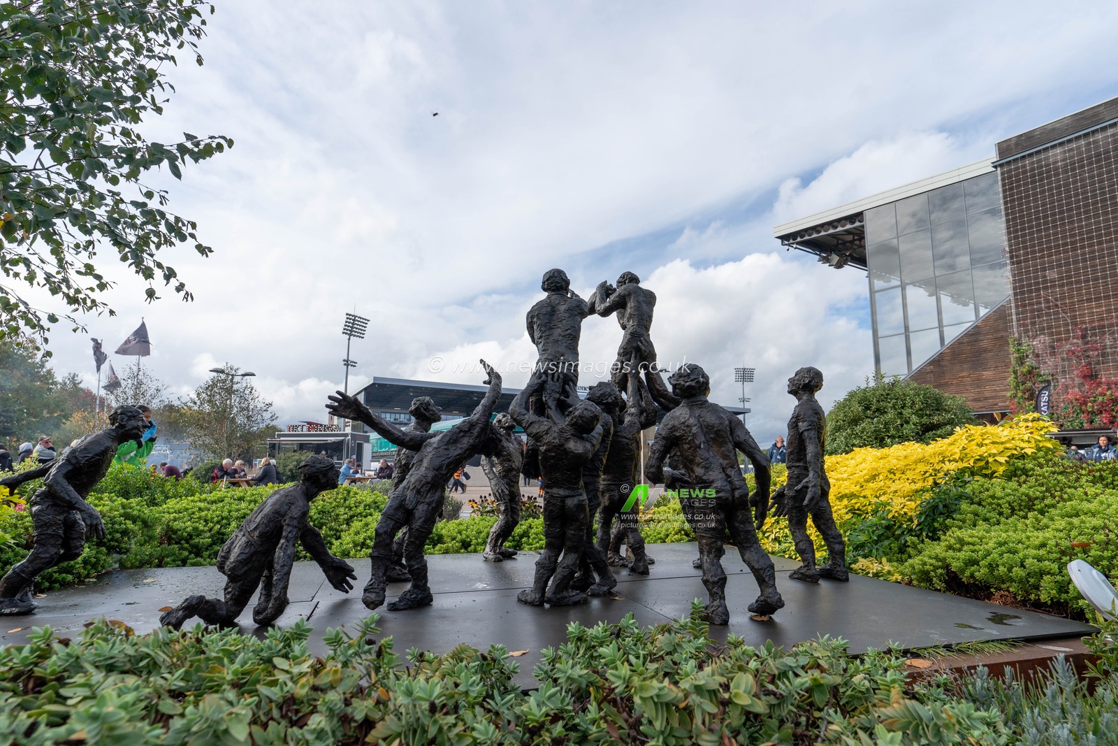 Ground View of the Stones Stadium during the Gallagher Premiership match Saracens vs Bath Rugby at StoneX Stadium, London, United Kingdom, 15th October 2022

(Photo by Richard Washbrooke/News Images)