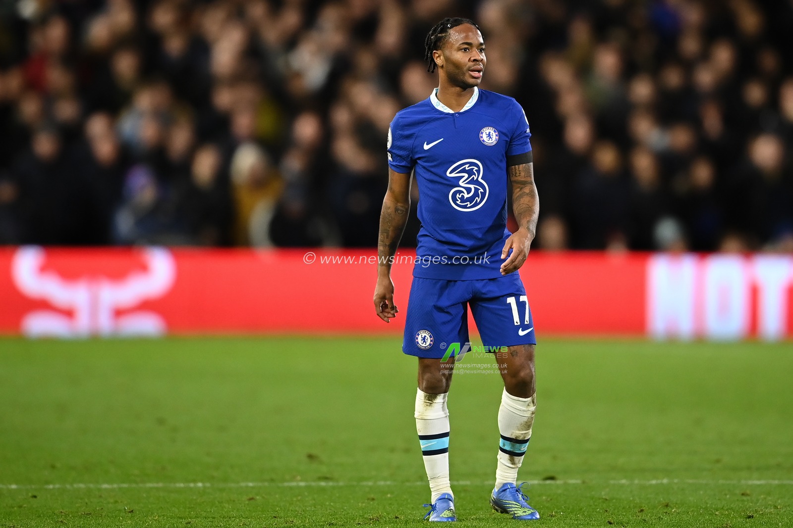 Raheem Sterling #17 of Chelsea during the Premier League match Nottingham Forest vs Chelsea at City Ground, Nottingham, United Kingdom, 1st January 2023

(Photo by Craig Thomas/News Images)