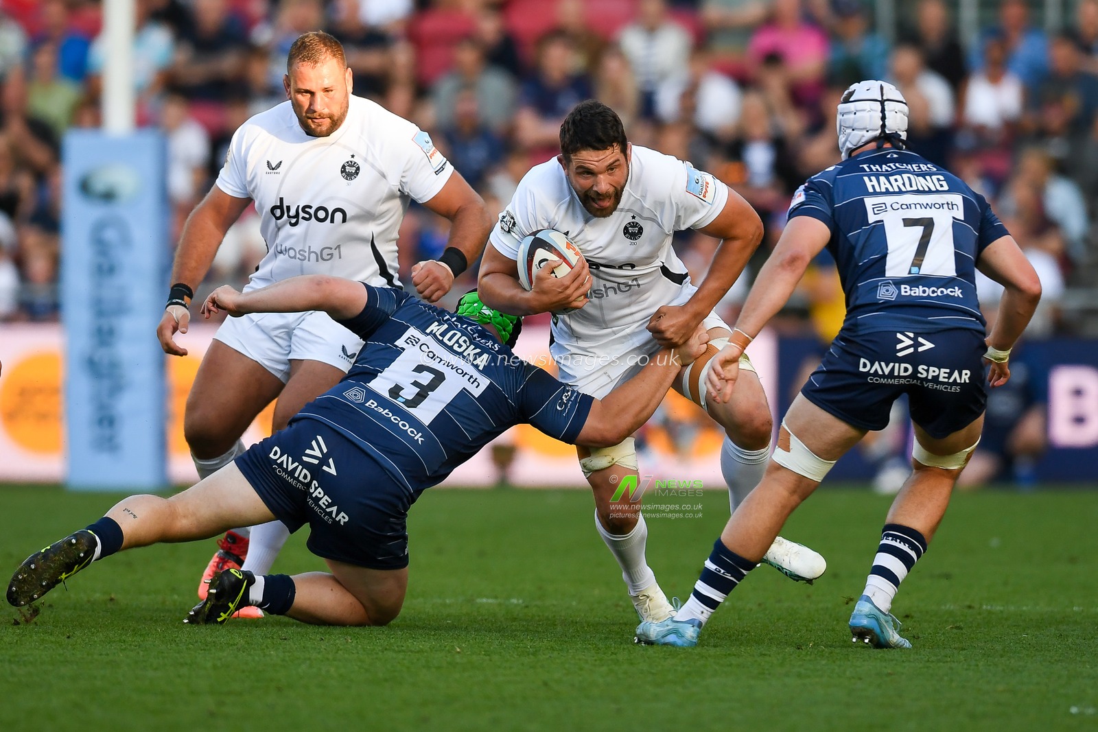 Charlie Ewels of Bath Rugby takes the ball into contact during the Gallagher Premiership match Bristol Bears vs Bath at Ashton Gate, Bristol, United Kingdom on 29 May 2026

(Photo by Alex Williamson/News Images)