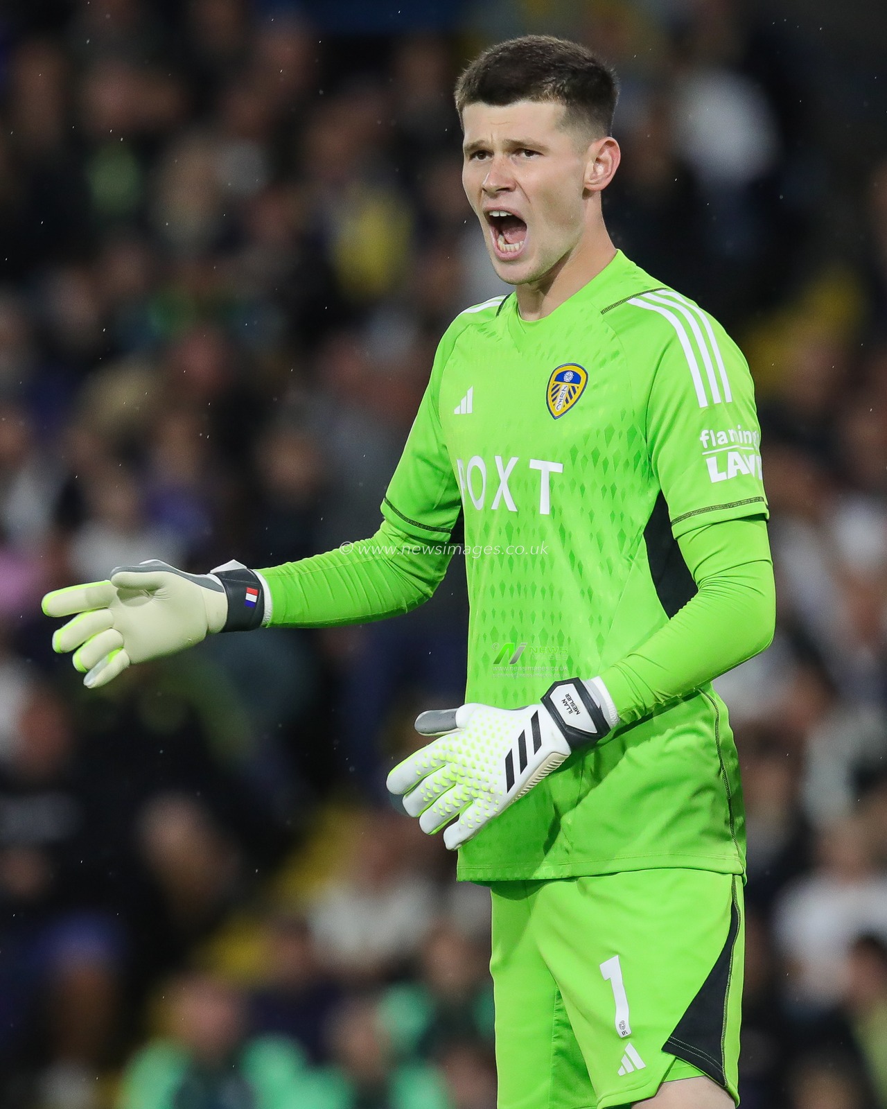 Illan Meslier #1 of Leeds United gives his team instructions during the Sky Bet Championship match Leeds United vs West Bromwich Albion at Elland Road, Leeds, United Kingdom, 18th August 2023

(Photo by James Heaton/News Images)