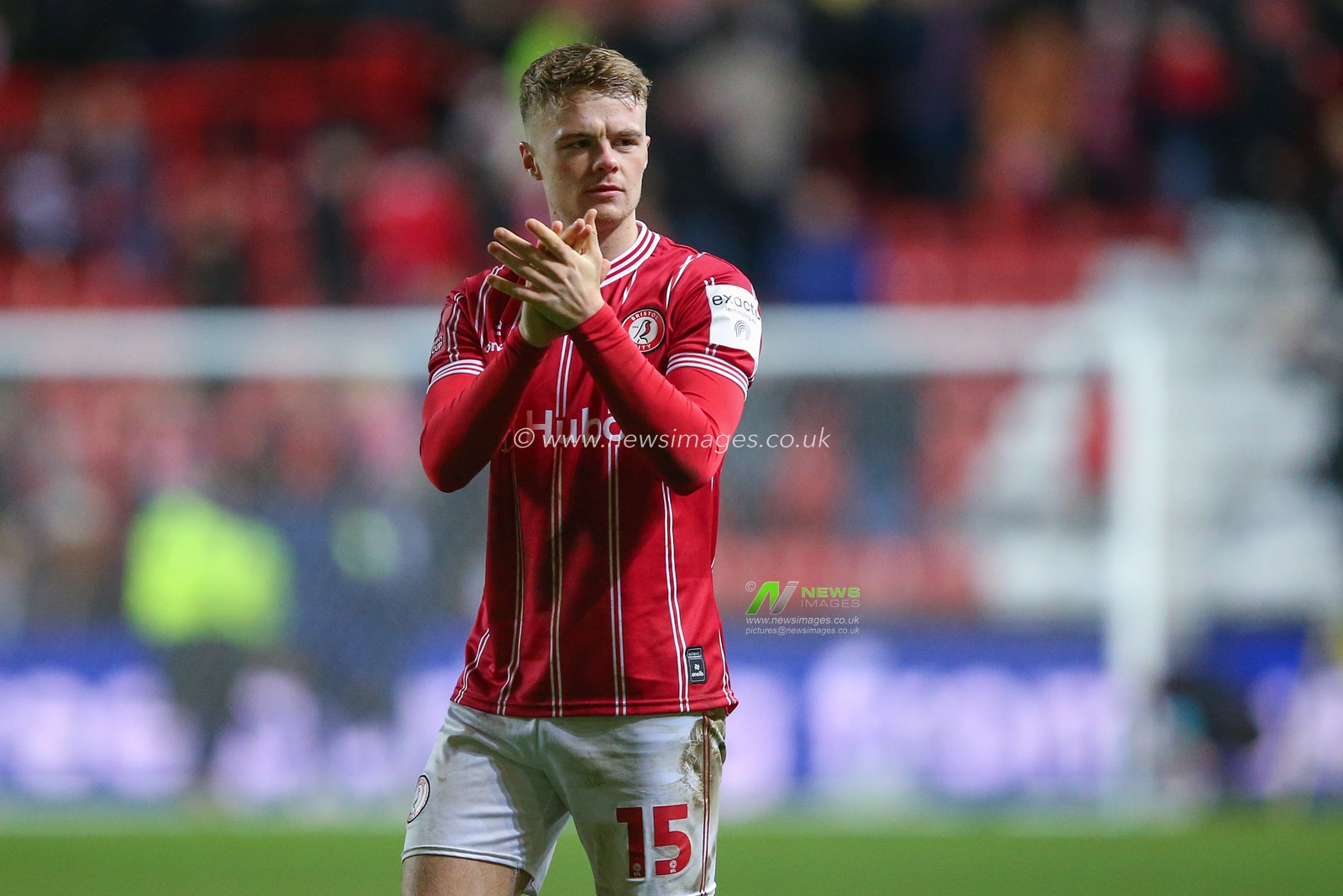 Tommy Conway of Bristol City applauds the home fans after the Emirates FA Cup Fourth Round match Bristol City vs Nottingham Forest at Ashton Gate, Bristol, United Kingdom, 26th January 2024

(Photo by Gareth Evans/News Images)