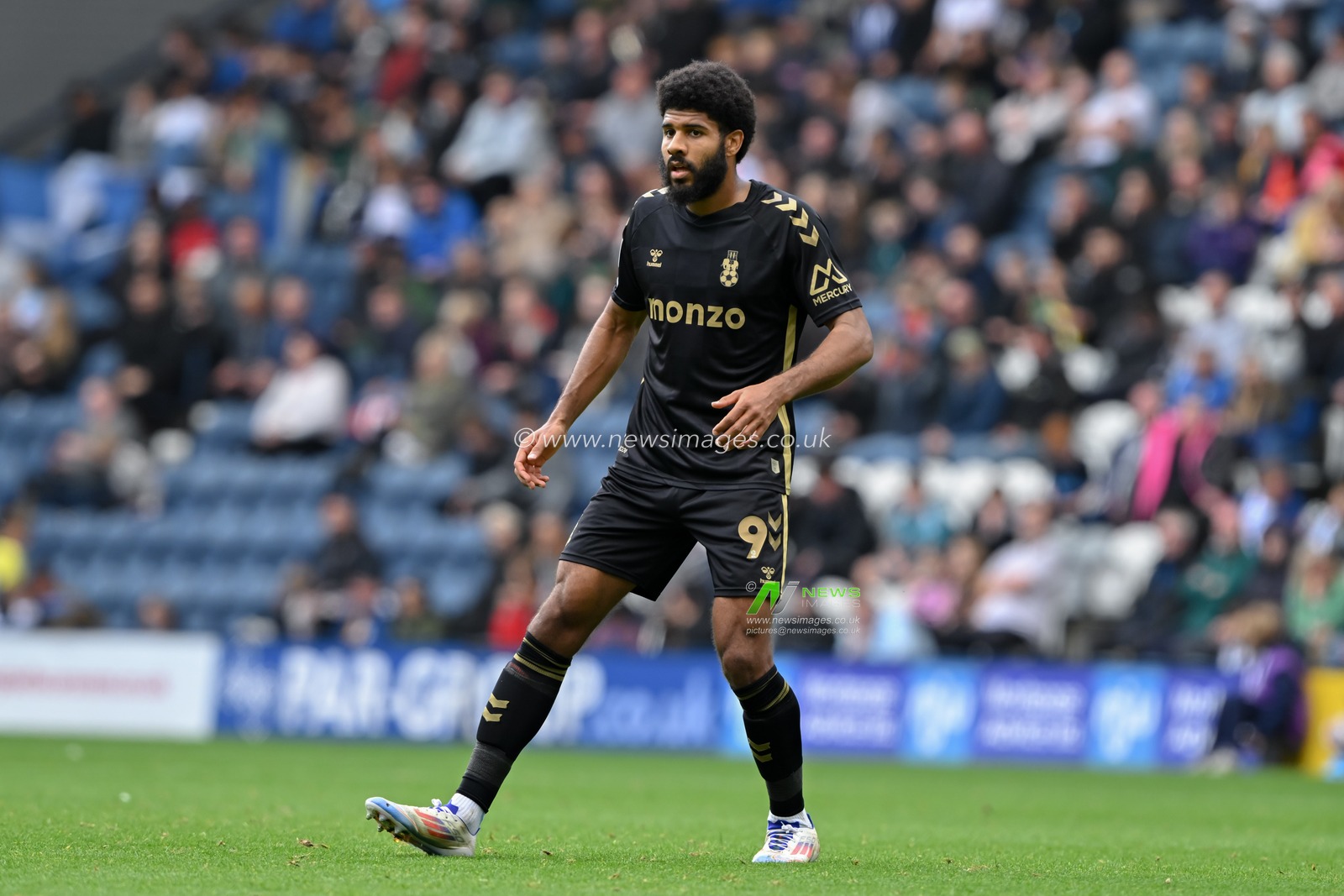 Ellis Simms of Coventry City during the Sky Bet Championship match Preston North End vs Coventry City at Deepdale, Preston, United Kingdom, 19th October 2024

(Photo by Cody Froggatt/News Images)